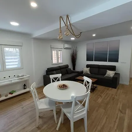 公寓 Beautiful House On The El Palo - - Allende