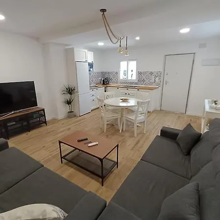 公寓 Beautiful House On The El Palo - - Allende *