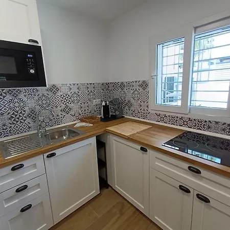 Beautiful House On The El Palo - - Allende 公寓 马拉加